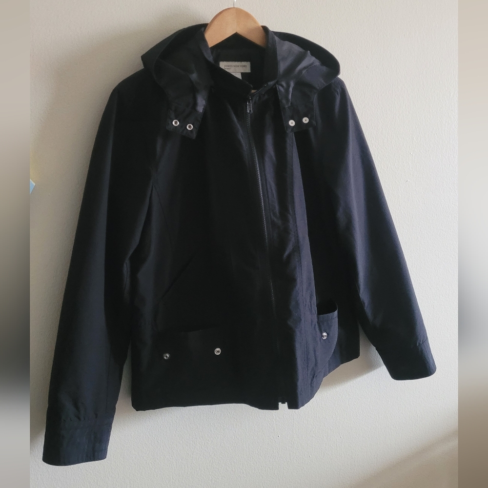 Jones New York hooded rain jacket Women's XL classic black